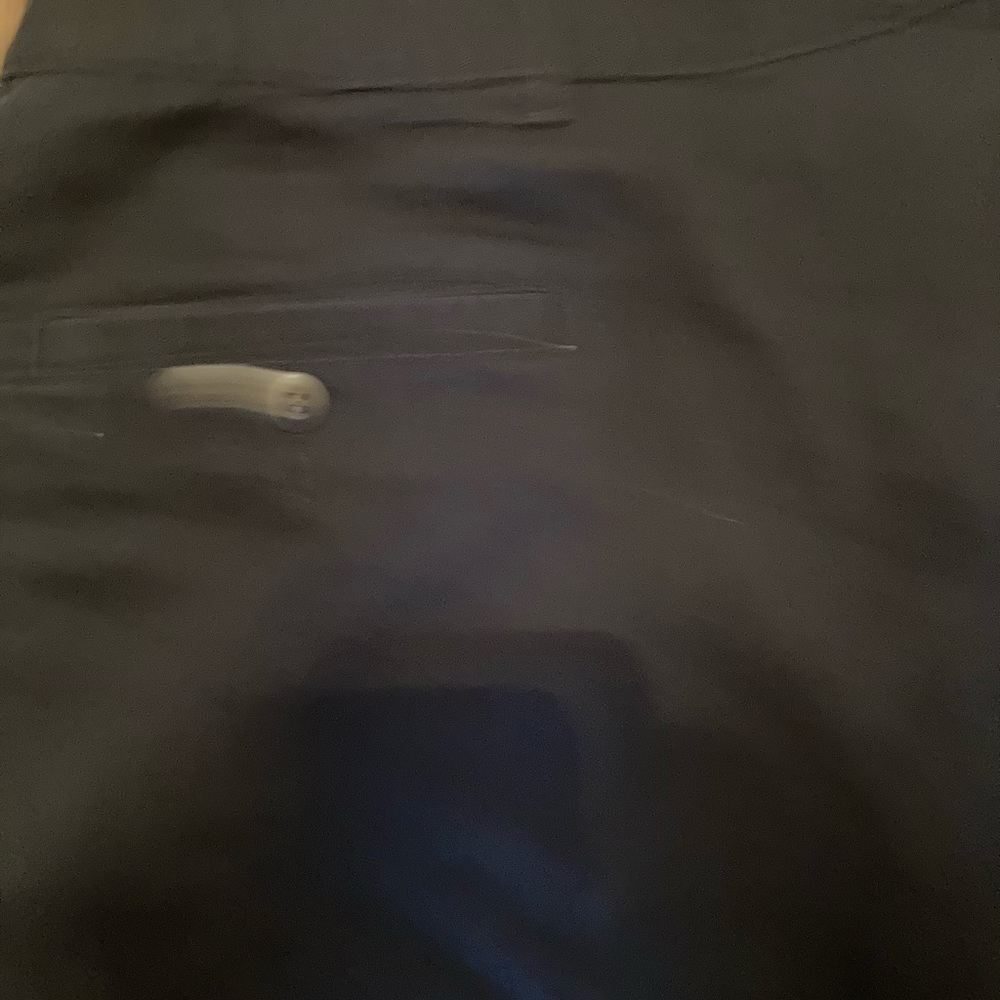 Shorts - Picture 6 of 8